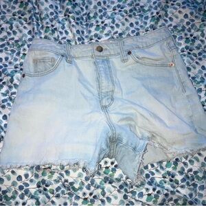 Size 8, 29” Light wash Universal Thread/Target denim shorts